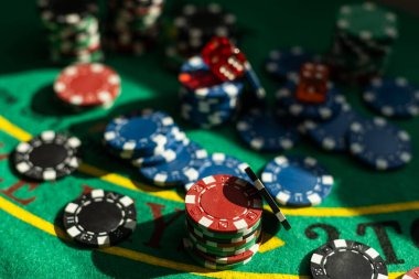 pt777 login platform interface showing football markets, live-dealer tables, and slot games